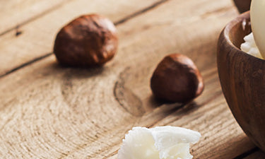 Natural make-up for dry skin image